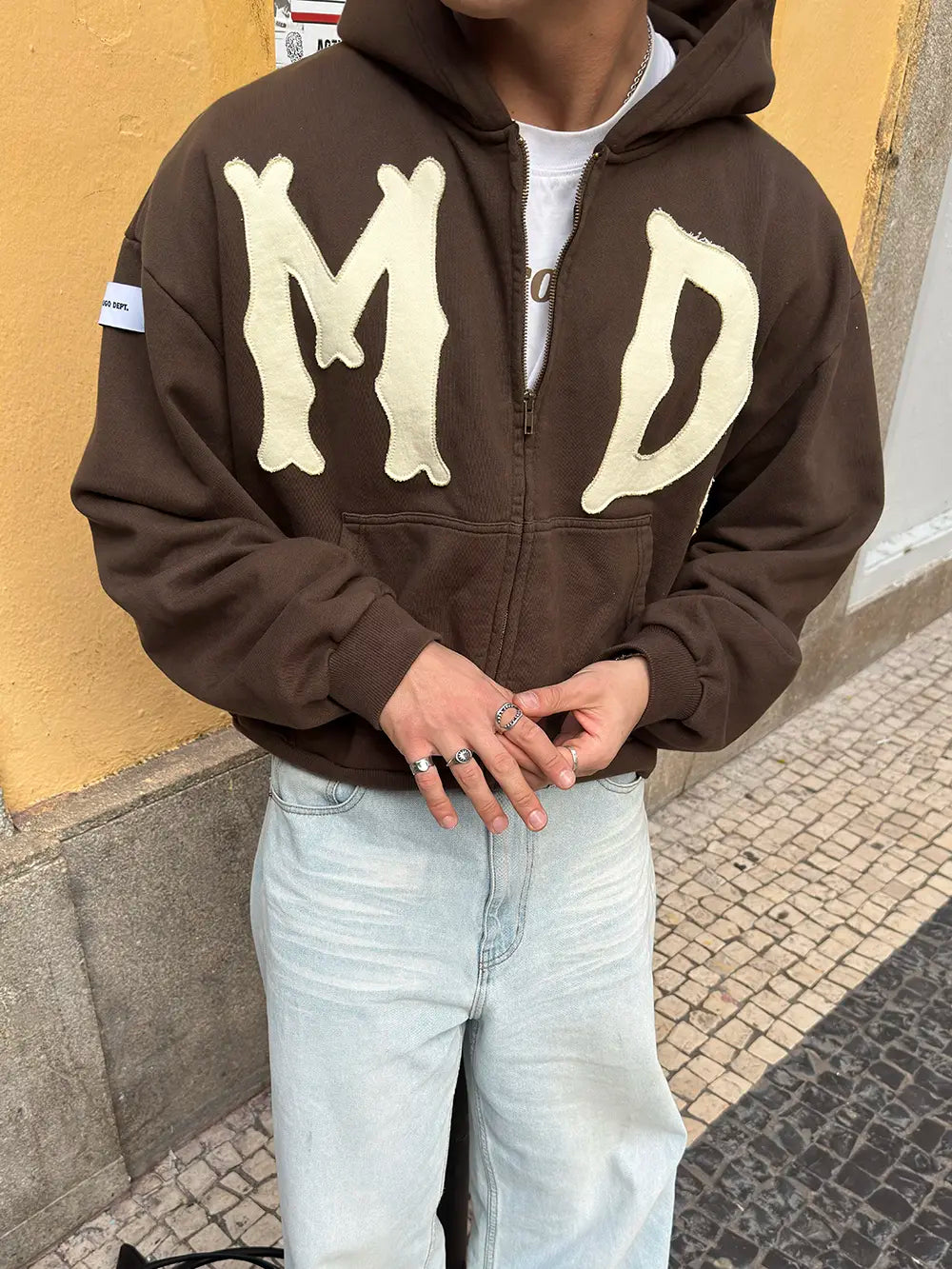 CIRCUS BROWN ZIP HOODIE