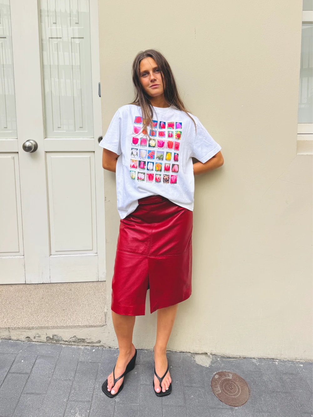 TULIPS REGULAR TEE